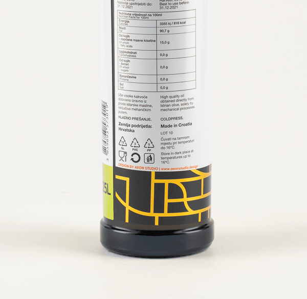 IN-ISTRIA-ED-OLIVE-OIL-LECCINO.4