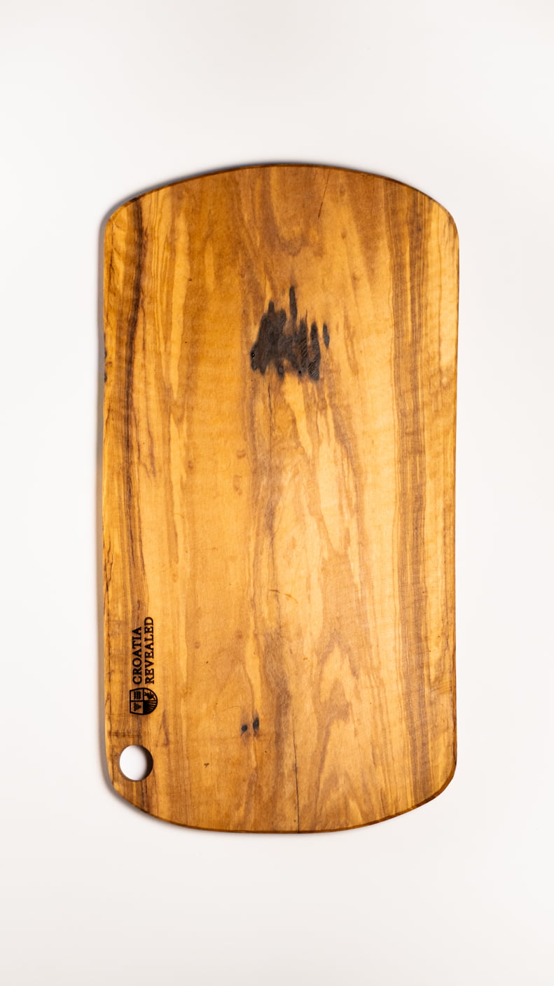 OLIVE WOOD SERVING BOARD M